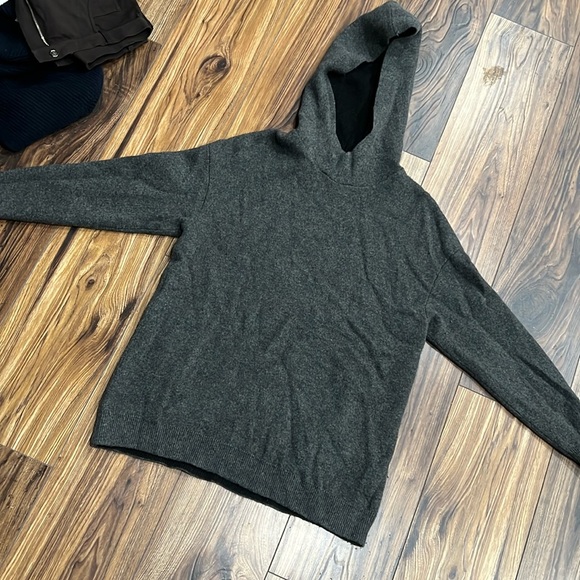 Christian Dior, J'Adior8 cashmere jumper hoodie size 2 - Picture 2 of 5